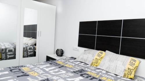 Distrito Sur Apartment | Apartamento La Calahorra a 15m del teatro de la axerquia de Córdoba