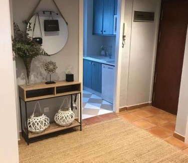 San Miguel-Capuchinos Apartment | Apartamento las doblas , parking gratis