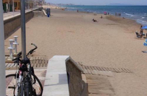 Platja de Piles Apartment | Apartamento Piles playa