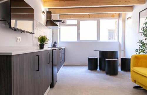 Bocairente Apartment | Apartamentos BocairentHomes, en pleno centro de Bocairent, con pequeña piscina comunitaria y parking privado