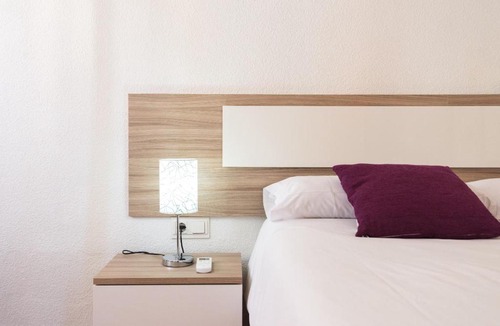 Perchel Norte Apartment | Apartamentos Marmoles