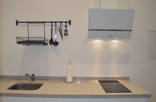 Cordoba Old City Hotel | apartamentos plazuela arco el portillo