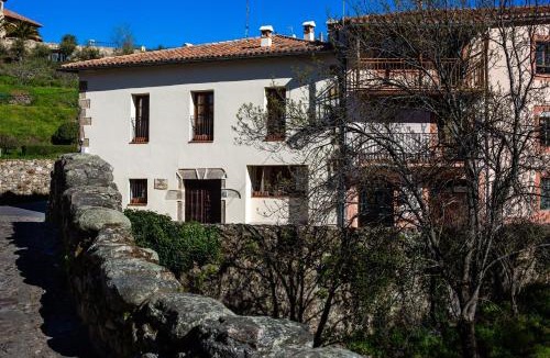 Hervas House | Apartamentos Puente de la Judería