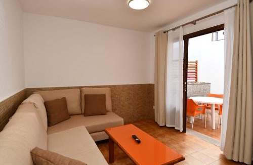 Castillo Caleta de Fuste Apartment | Apartamentos Villa Florida