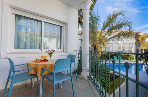 Chimenea Apartment | Apartment 2 bedrooms 1 bathroom and terrace
