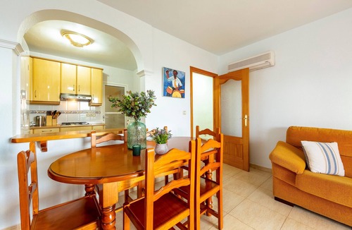 San Juan de los Terreros Apartment | Apartment 'Al Lado De La Playa' with Sea View, Shared Pool and Wi-Fi