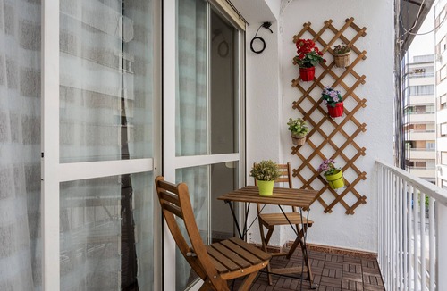 Huerta del Rey Vallellano Apartment | Apartment at the entrance of the old quarter