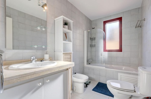 Bahia de Casares Apartment | Apartment "Beautiful Penthouse" with Sea View, Shared Pool & Wi-Fi