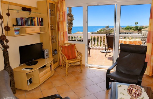 Benajarafe Apartment | Apartment 'Casa Bena' with Large Balcony, Beautiful Views, Sea View, and Free Wi-Fi