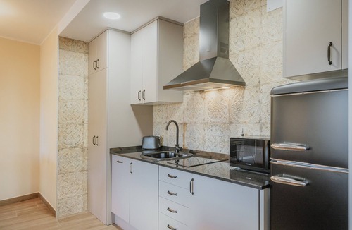 Roda de Eresma Apartment | Apartment 'El Palacete del Secretario-2 Bedrooms' with Private Pool, Wi-Fi & Air Conditioning