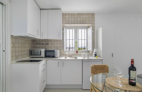 Alcala de los Gazules Apartment | Apartment 'Almazen Alojamiento Rural' with Mountain Views