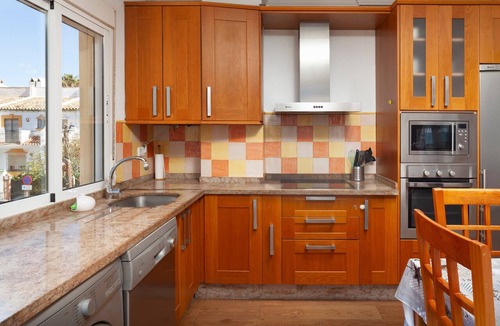 La Cala del Moral Apartment | Apartment 'Apartamento Bellamar' with Sea View and Air Conditioning