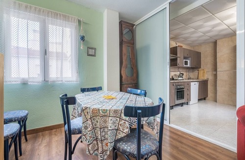 San Ildefonso Apartment | Apartment 'Granada David' with Shared Terrace, Wi-Fi and Air Conditioning