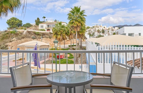 Chimenea Apartment | Apartment in 'N9' Hotel with Shared Pool, Wi-Fi, and Air Conditioning