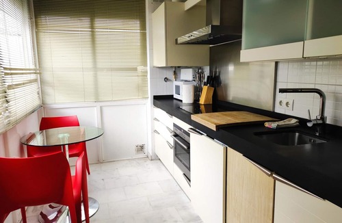 Doctor Barraquer-Grupo Renfe-Policlinico Apartment | Apartment in Seville with parking, close to center