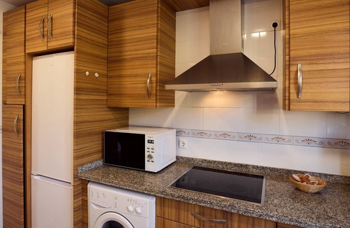 Distrito Sur Apartment | Apartment 'Las 4 Llaves De Córdoba 1' with Wi-Fi and Air Conditioning