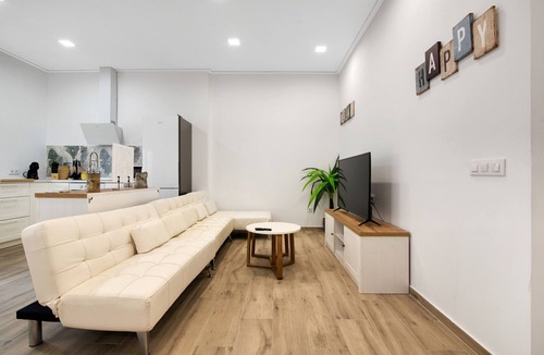 Gandia Apartment | Apartment 'Lope De Vega Bajo' with Private Terrace, Wi-Fi and Air Conditioning