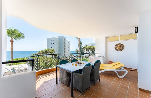 Sitio de Calahonda Apartment | Apartment 'Mi Capricho Calahonda' with Sea View, Wi-Fi and Air Conditioning