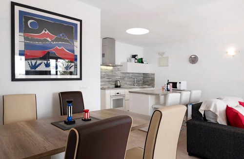 Playa Blanca Apartment | Apartment 'Puerto Chico M' with Sea View & Garden