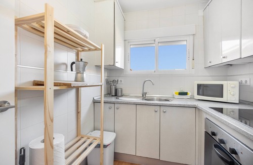 Cadiz Apartment | Apartment 'The Bright Beauty' with Wi-Fi and Air Conditioning