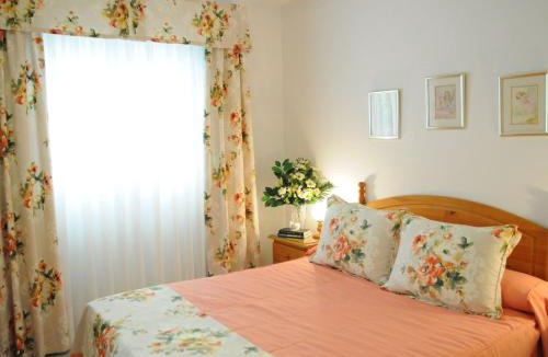 Vecindario Apartment | Apartment Touristenwohnung mit Wi-Fi by Interhome