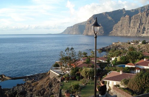Los Gigantes Apartment | Apartment with sun terrace and panoramic sea view, 5 min. from harbor + beach