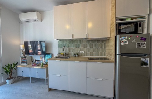 El Morche Apartment | Apartment 'Your Private Retreat with Sea Views' with Sea View, Wi-Fi and Air Conditioning