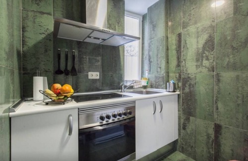 Barri Vell - Santa Creu Apartment | Apt. Santa in the old town, unsoperable views and just 3 minutes from the beach