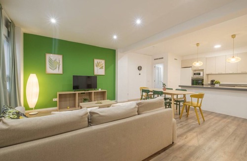 Jesus Apartment | Apt with Fluffy Beds & Private Patio