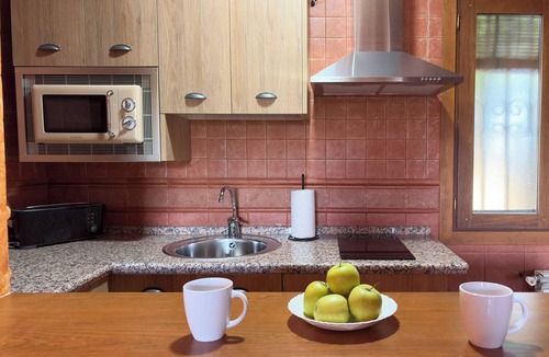 Guijo de Coria Apartment | AT Casa El Lago - Apartment for 2 to 4 people in a unique setting