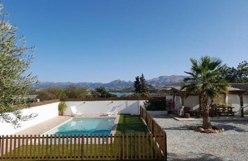 Arenas del Rey Apartment | Atalaya de los Bermejales Villa privada piscina