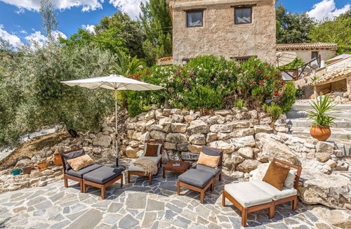 Montefrio Villa | Attractive Villa in Montefrio with Private Pool