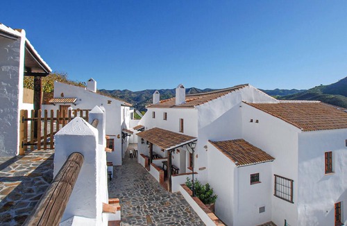 Malaga House | Awesome home in Malaga with house a panoramic view