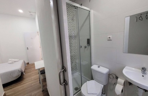 Malaga-Este Hotel | AYZ Elcano - Auto check-in property