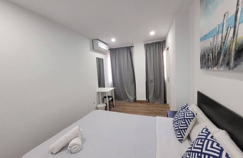 Malaga-Este Hotel | AYZ Elcano - Auto check-in property
