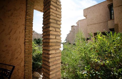 Centro Comercial Bahia Sur House | Bahia Sur Duplex 6 pax con Wifi y piscina abierta 12jun-13sep -parking gratis