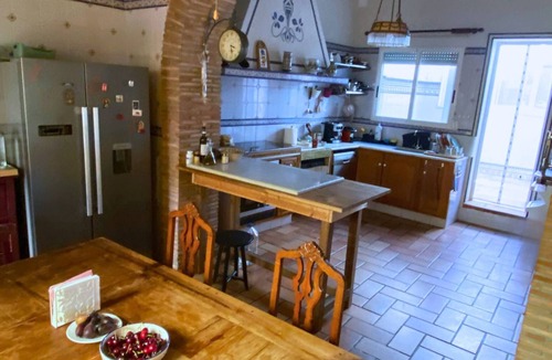 Alzira House | Bamboo Room with mountain views and lots of natural light