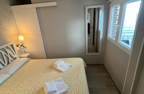 Villajoyosa Apartment | Beach front Esther 1 villajoyosa