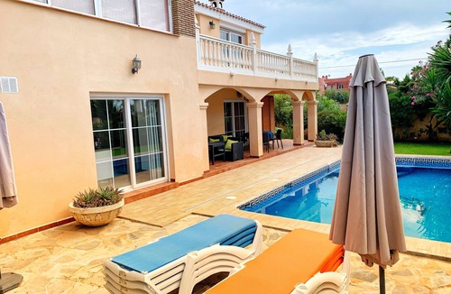 Urbanizacion Costabella Villa | Beach Villa Costanera in Marbella for 9 guests