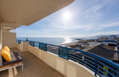 Marbella Apartment | Beachfront Apartment with Sea View, Pool, Terraces & Wi-Fi