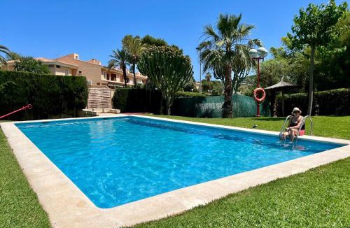 Cabo de las Huertas House | Beachside 4-Bedroom with Pool