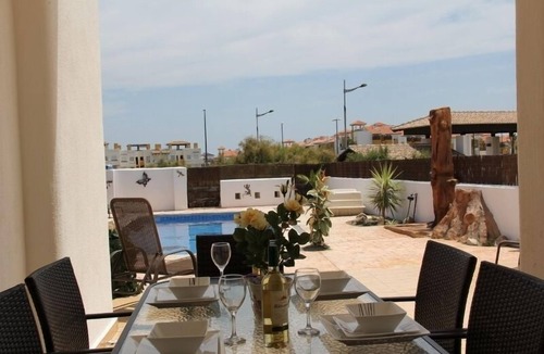 Vera Villa | Beautiful 3 Bedroom Detached Villa with Private Pool, Wifi, TV, BBQ, Full AC.