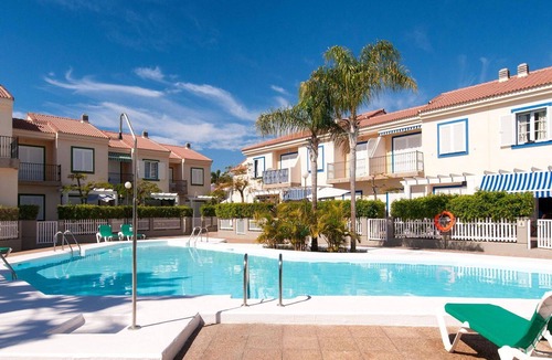 Pasito Blanco Apartment | Beautiful apartment for 4 guests with WIFI, pool, A/C, TV and patio