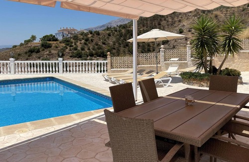 Competa House | Beautiful home in Cómpeta with private swimming pool, can be inside or outside