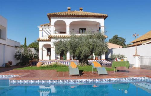 Hornachuelos House | Beautiful Home In Hornachuelos