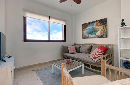 Bahia de Casares Apartment | Beautiful penthouse with sea views