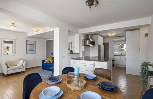 Urbanitzacio la Fustera Villa | Beautiful private villa for 10 guests with WIFI, A/C, private pool, TV and patio