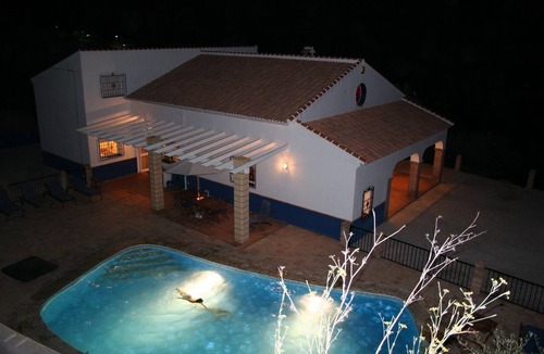 Alcaucin Villa | Beautiful spacious villa with fantastic views and private pool