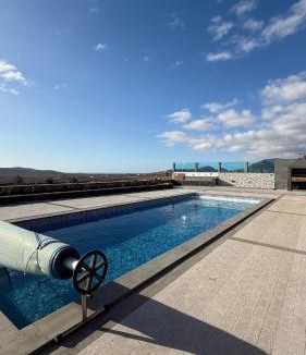 Puerto del Rosario Apartment | Blue Petrol Room - Ocean Double Private Suite in Villa Barbuja
