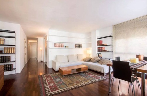 Benalua Apartment | Bright and central, 10 minutes from the beach